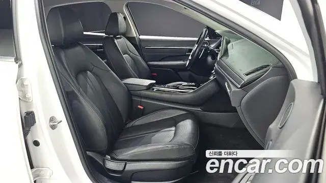Hyundai Sonata Hybrid 2022 — ფოტო 29/30