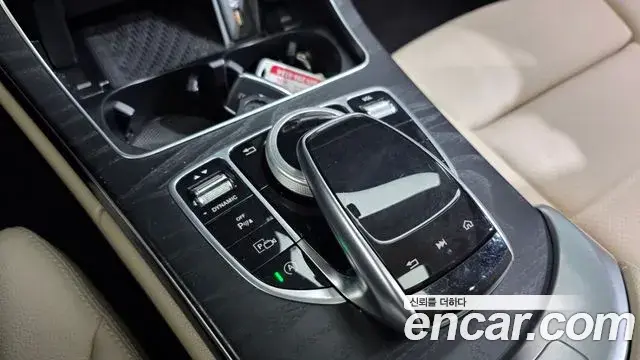 Mercedes-Benz C-Class 2019 — ფოტო 10/35
