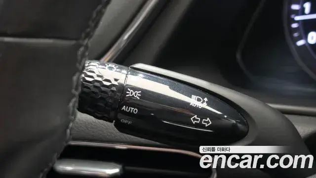 Hyundai Sonata Hybrid 2022 — Şəkil 18/33