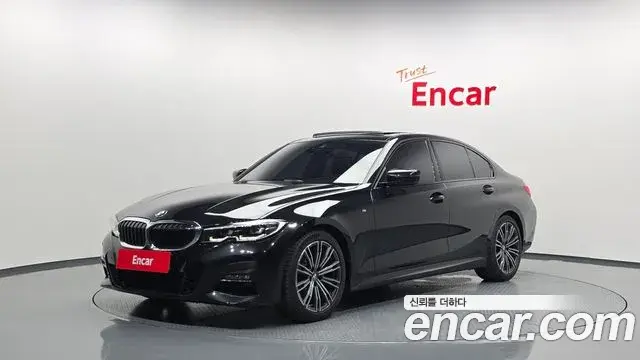 BMW 3 Series 2022 — ფოტო 15/20