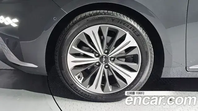 Kia K8 2023 — Şəkil 19/20