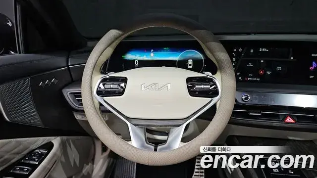 Kia K8 2023 — Şəkil 11/20