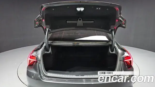 Kia K8 2023 — Şəkil 12/20