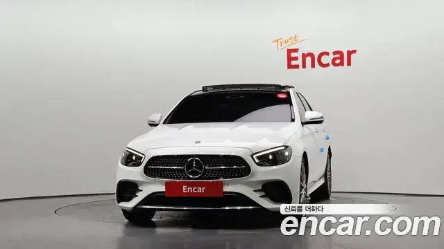 Mercedes-Benz E-Class 2020 — Фото 3/20