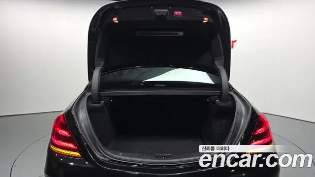 Mercedes-Benz S-Class 2020 — Фото 20/20