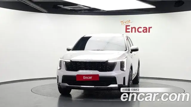 Kia Sorento 2023 — Şəkil 16/32