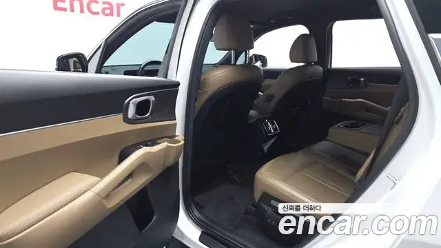 Kia Sorento 2023 — Şəkil 32/32
