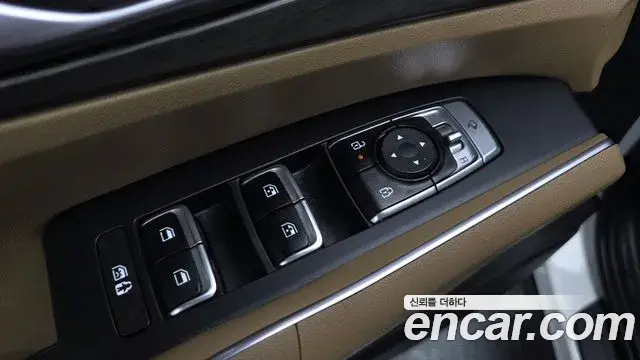 Kia Sorento 2023 — Şəkil 29/32