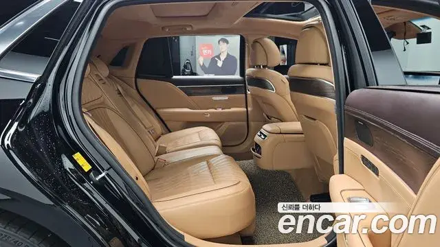 Genesis G90 2023 — ფოტო 35/38