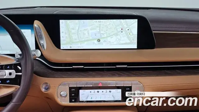 Genesis G90 2023 — ფოტო 17/38