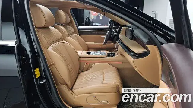 Genesis G90 2023 — ფოტო 21/38