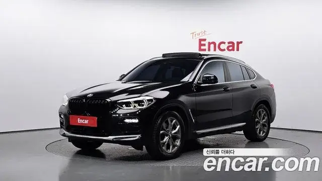 BMW X4 2020 — Şəkil 29/31
