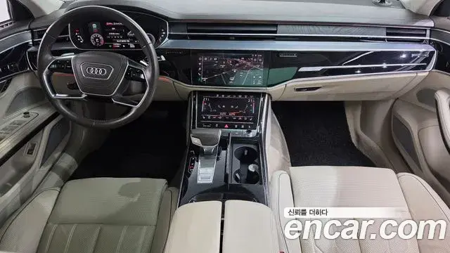 Audi A8 2018 — Şəkil 28/35