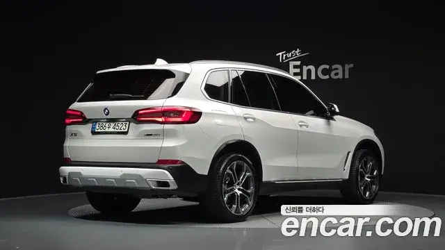 BMW X5 2021 — Фото 2/20