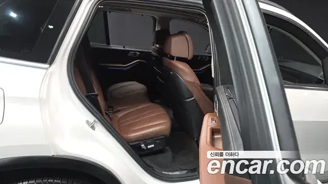 BMW X5 2021 — Фото 12/20