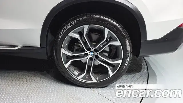 BMW X5 2021 — Şəkil 10/30