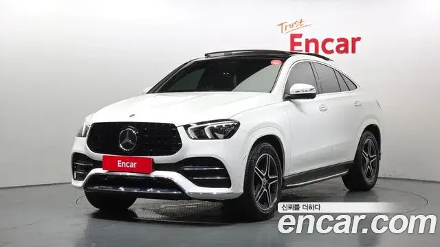Mercedes-Benz GLE-Class 2021 — ფოტო 8/37