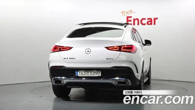 Mercedes-Benz GLE-Class 2021 — ფოტო 25/37