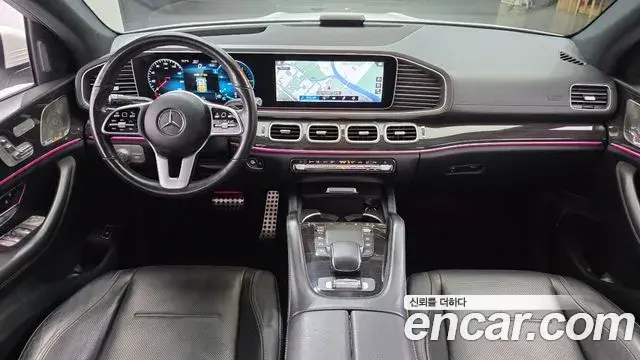 Mercedes-Benz GLE-Class 2021 — ფოტო 28/37