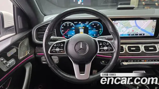 Mercedes-Benz GLE-Class 2021 — ფოტო 34/37