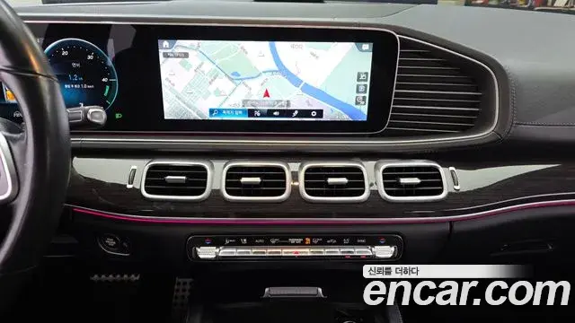 Mercedes-Benz GLE-Class 2021 — ფოტო 24/37