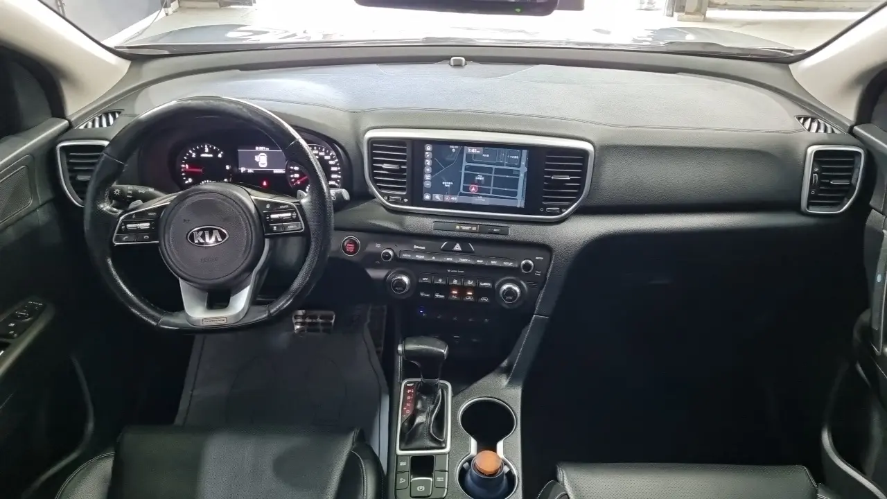 Kia Sportage The Bold 2020 — Фото 11/16