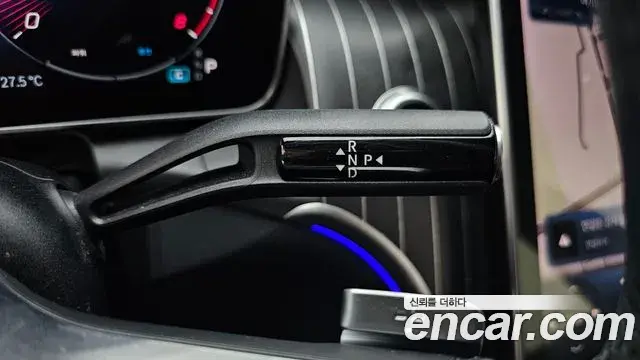 Mercedes-Benz GLC-Class 2023 — Фото 9/20