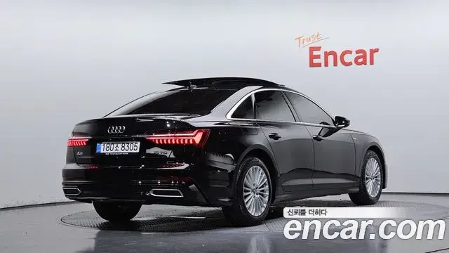 Audi A6 2020 — Фото 2/20