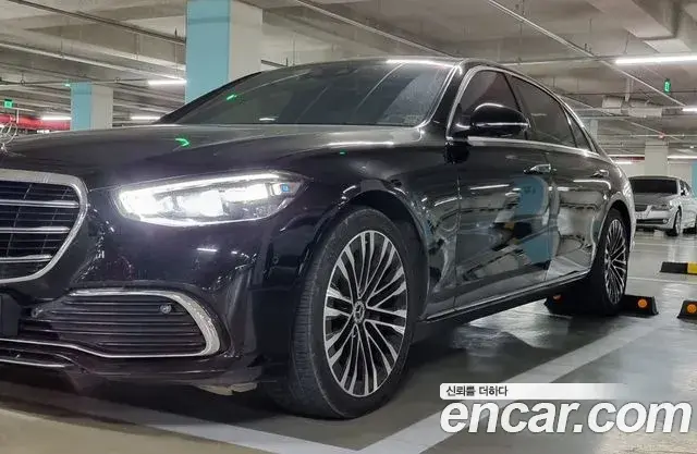 Mercedes-Benz S-Class 2021 — Photo 15/16