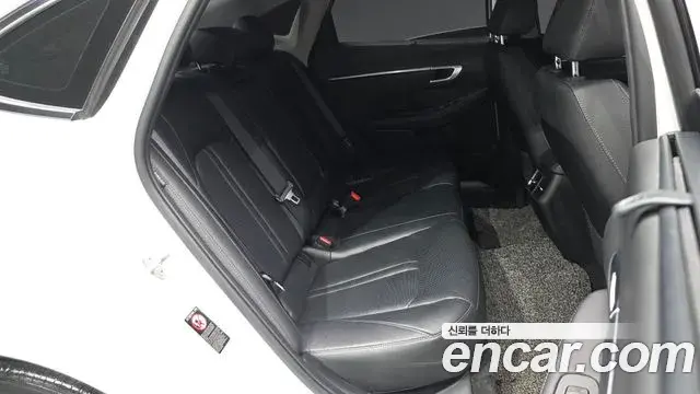 Hyundai Sonata Hybrid 2021 — ფოტო 29/40