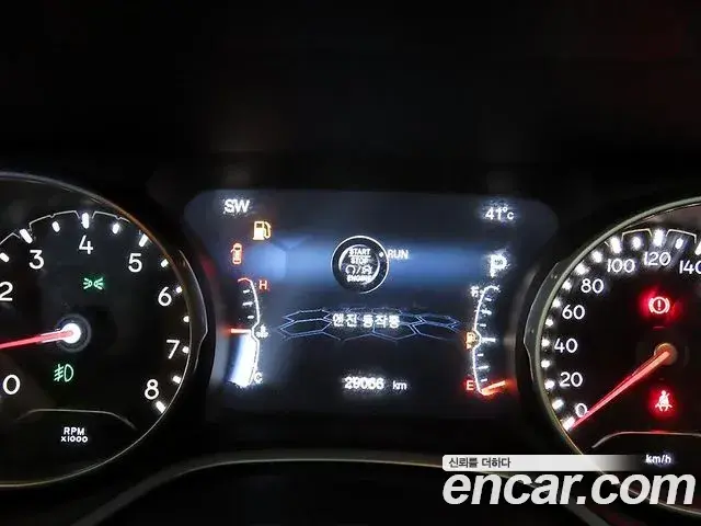 Jeep Compass 2019 — ფოტო 6/20