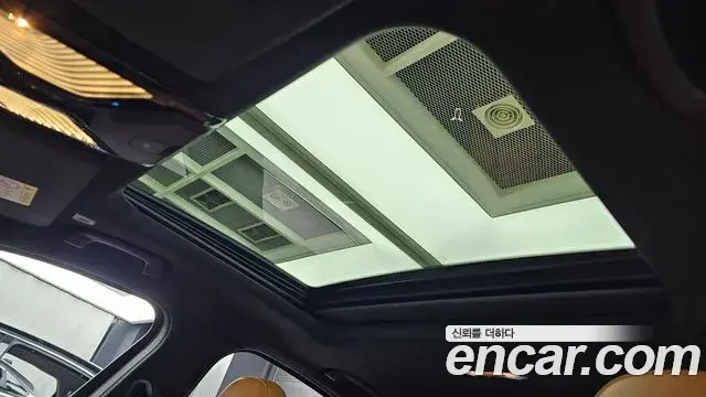 BMW 3 Series 2023 — Şəkil 31/32