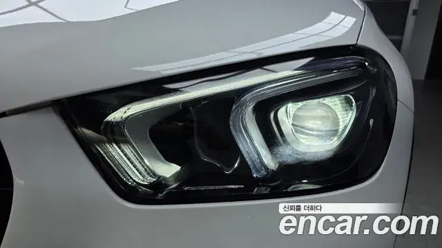 Mercedes-Benz GLE-Class 2021 — ფოტო 2/34