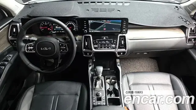 Kia Sorento 2022 — Фото 7/20