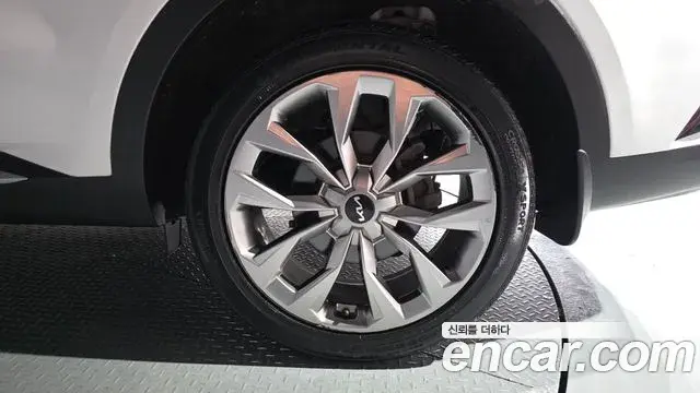 Kia Sorento 2022 — Şəkil 20/36
