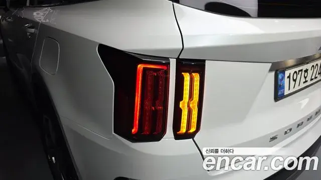 Kia Sorento 2022 — Şəkil 4/36