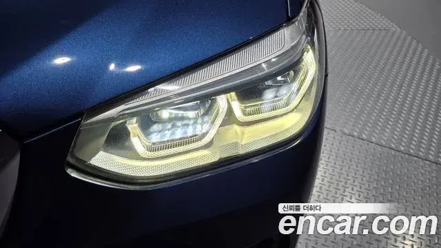 BMW X3 2019 — Şəkil 33/35