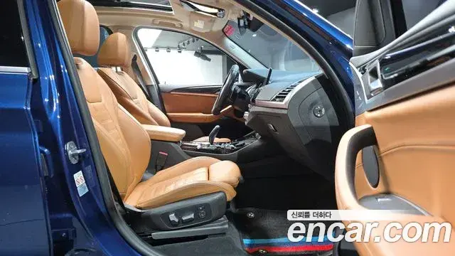 BMW X3 2019 — Şəkil 24/35