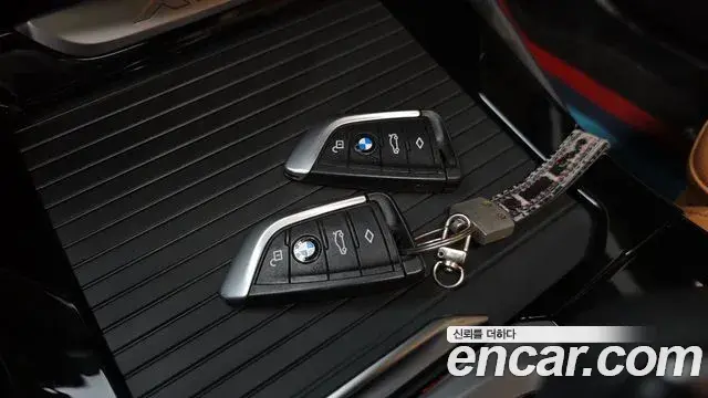 BMW X3 2019 — Şəkil 12/35