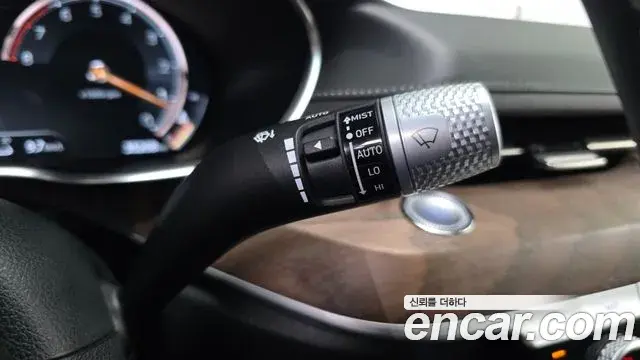 Genesis G80 2020 — ფოტო 10/34