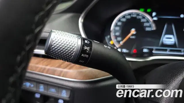 Genesis G80 2020 — ფოტო 9/34