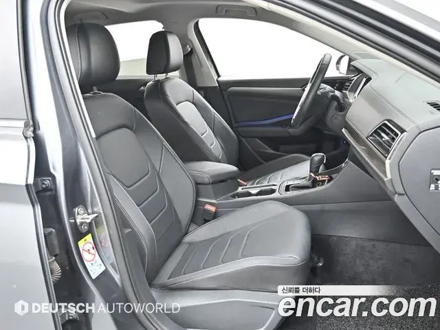 Volkswagen Jetta 2021 — Şəkil 13/20