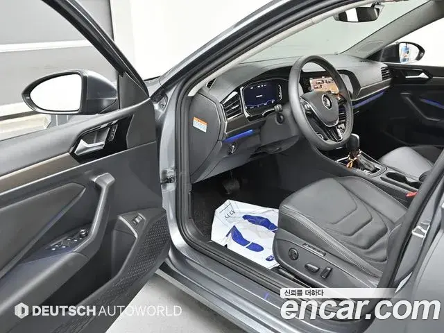 Volkswagen Jetta 2021 — Şəkil 11/20