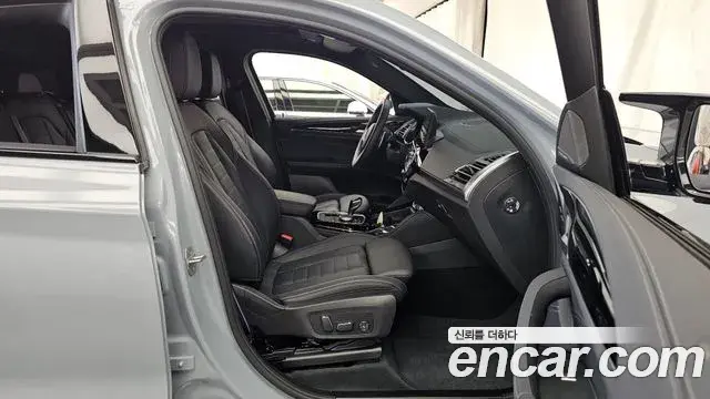 BMW X4 2024 — ფოტო 27/33