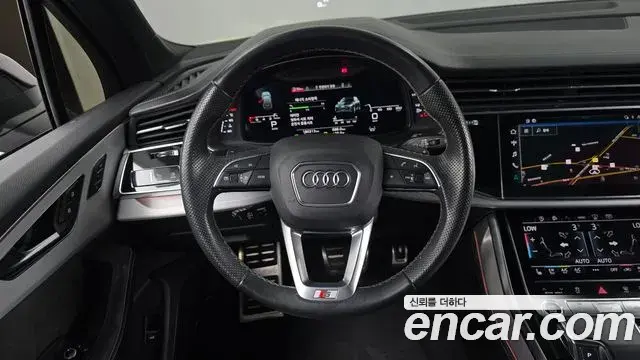 Audi Q7 2021 — Фото 13/20