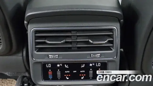 Audi Q7 2021 — Фото 19/20