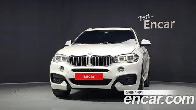 BMW X6 2018 — Şəkil 15/20