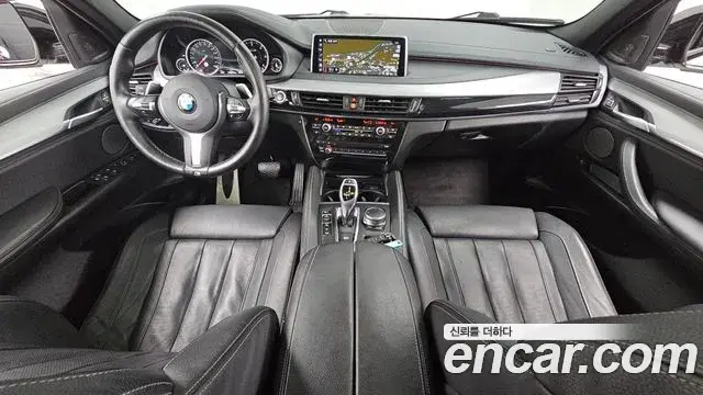 BMW X6 2018 — Şəkil 10/20
