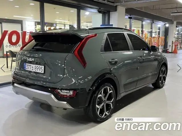 Kia Niro 2025 — Şəkil 16/19