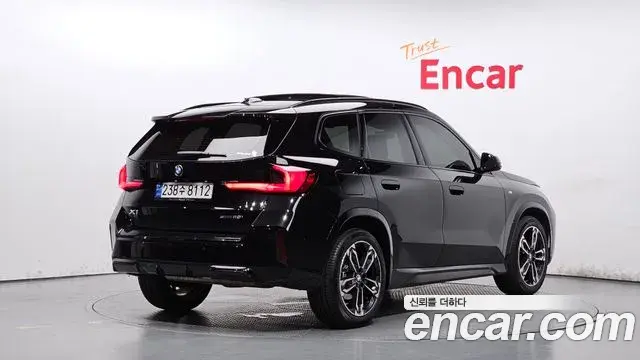 BMW X1 2024 — Фото 2/20